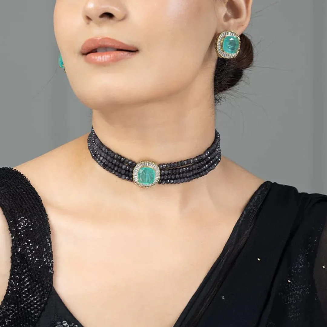Aaira Necklace Set
