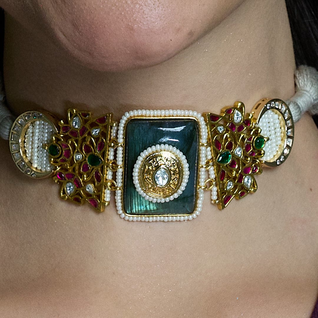 Azure Allure Choker Necklace - Image 3