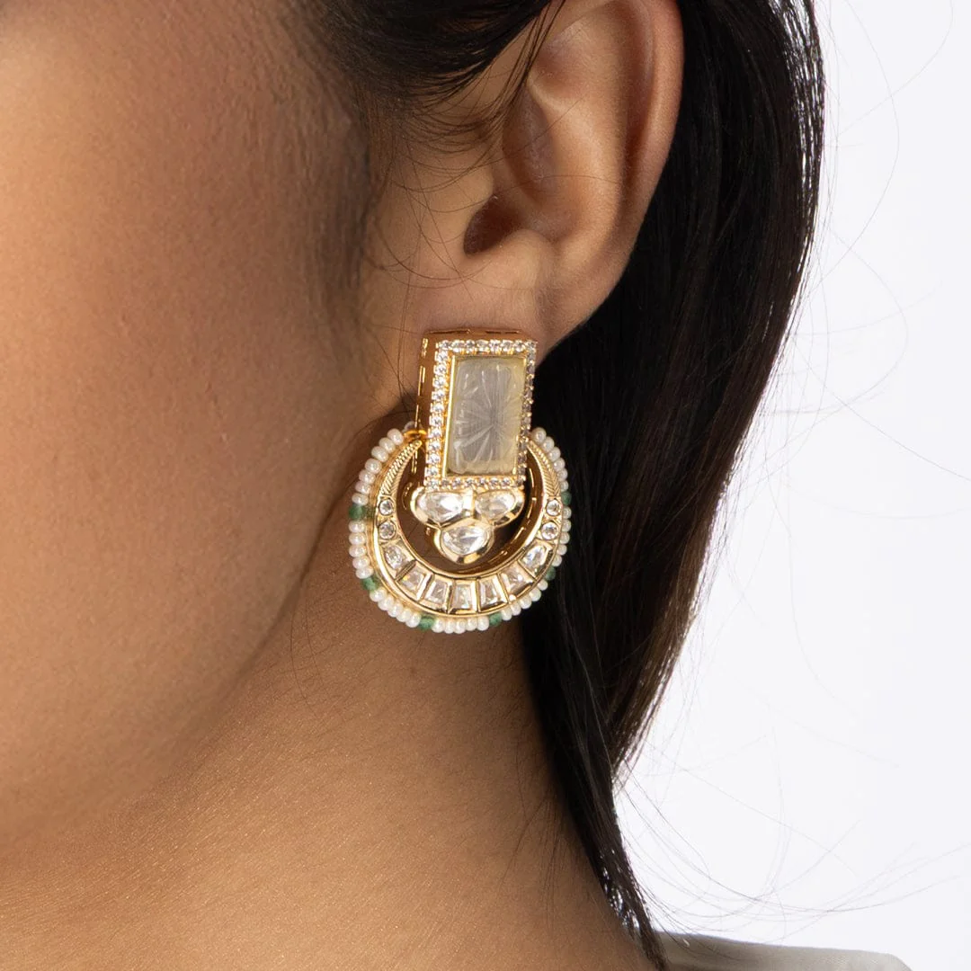 Disc Large Studded earrings - Image 2