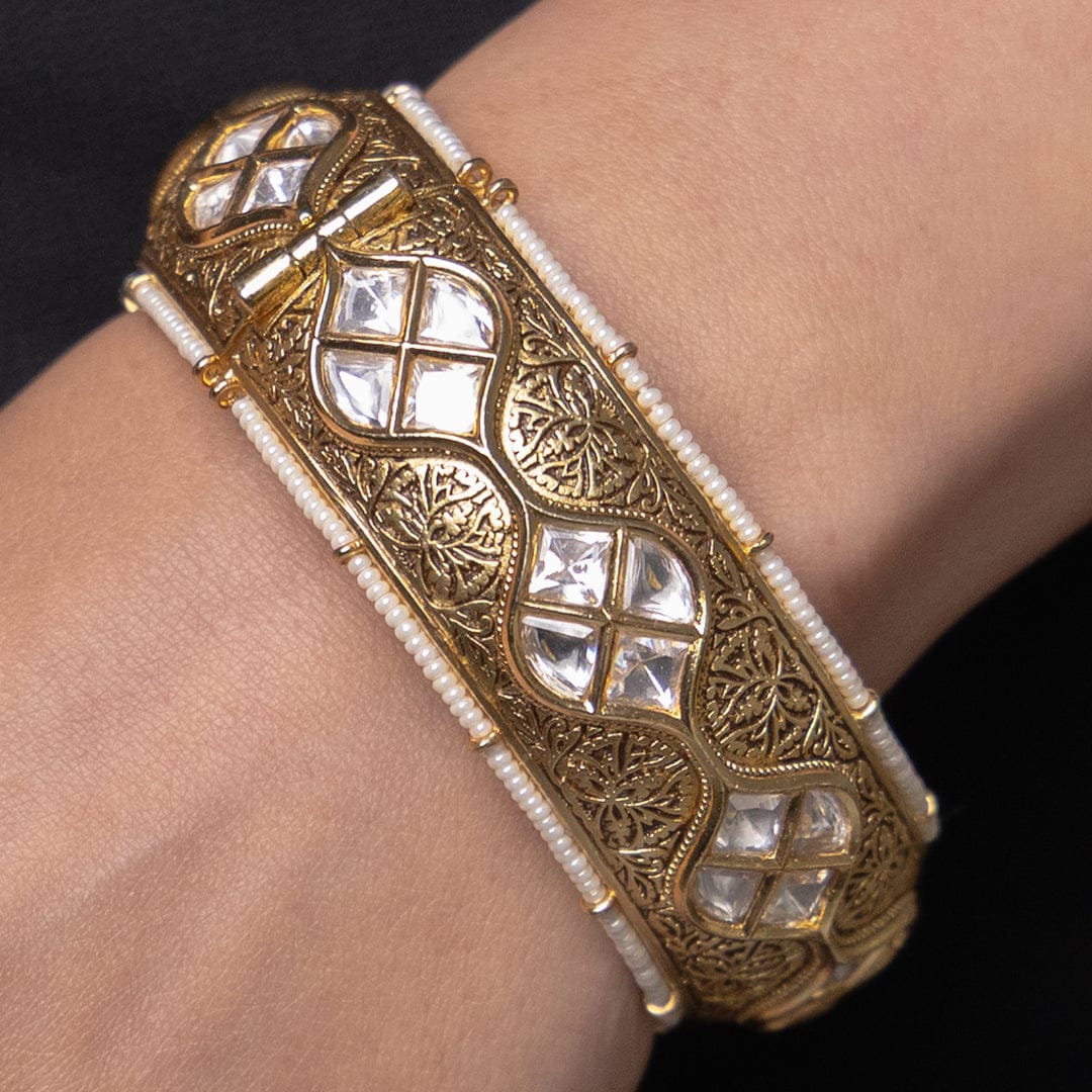 Golden Sovereign Bangle Set - Image 3