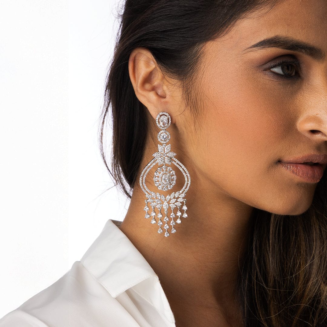 Graceful Chand Dangler Earrings