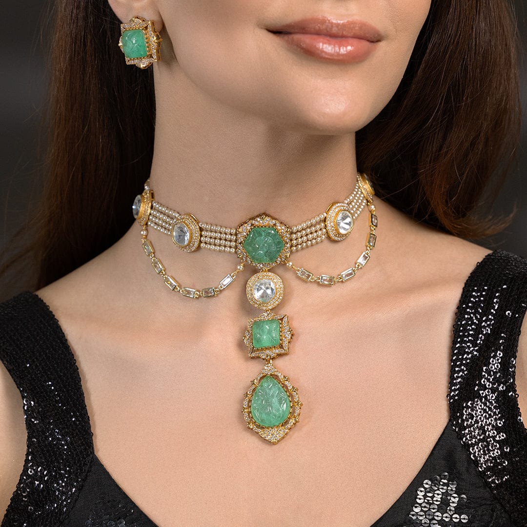 Hemisha Necklace Set