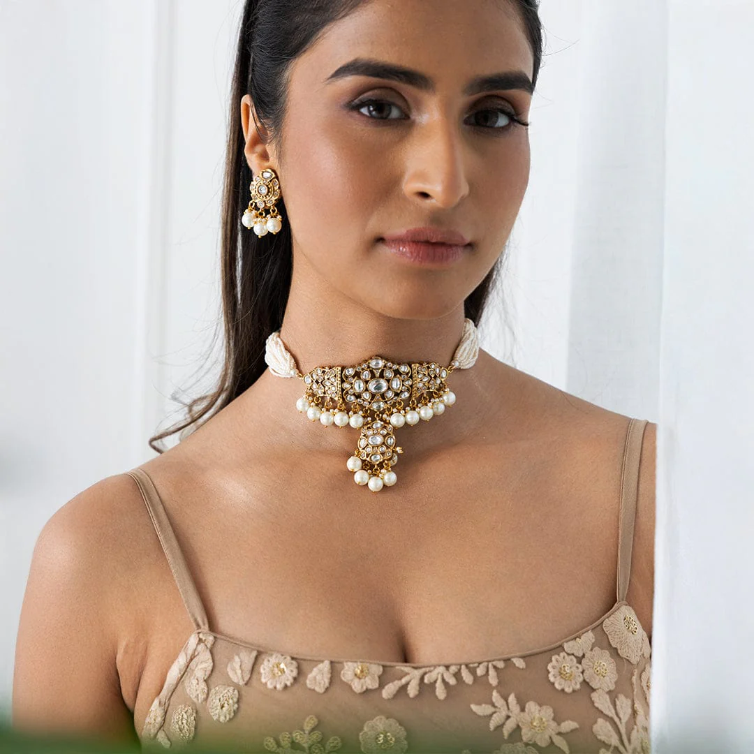 Intricate Artisan Necklace Set - Image 2