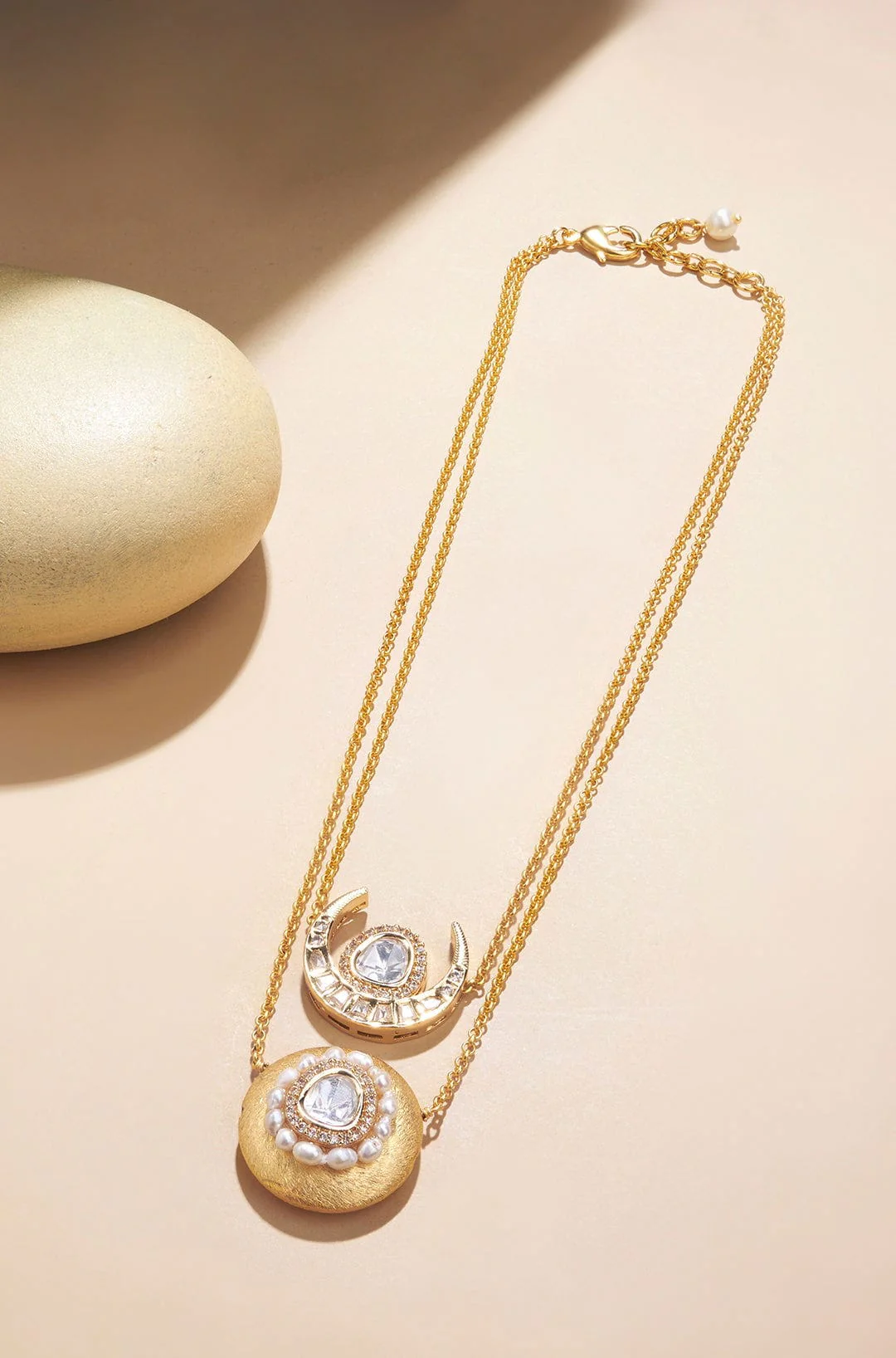 Iridescent Pearl Necklace - Image 2