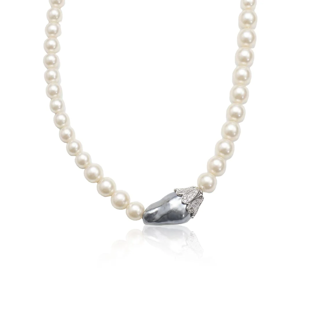 Kashvi Pearl Necklace - Image 2
