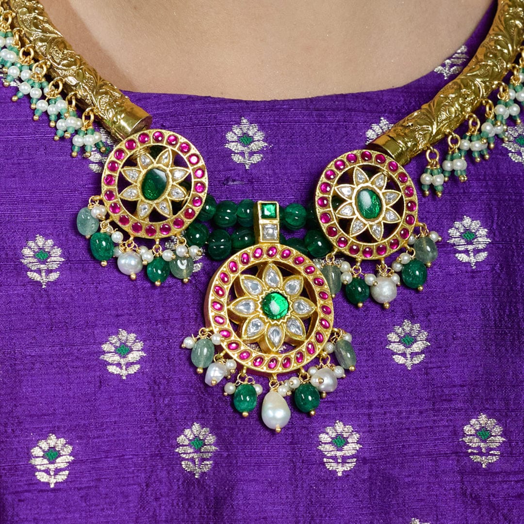 Kundan Floral Choker Necklace - Image 3