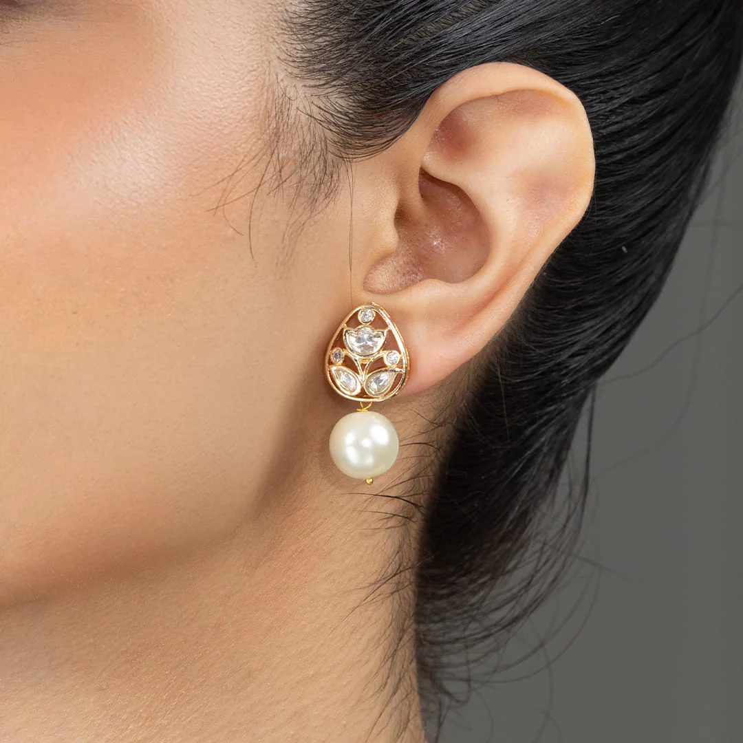 Laira Drop Earrings