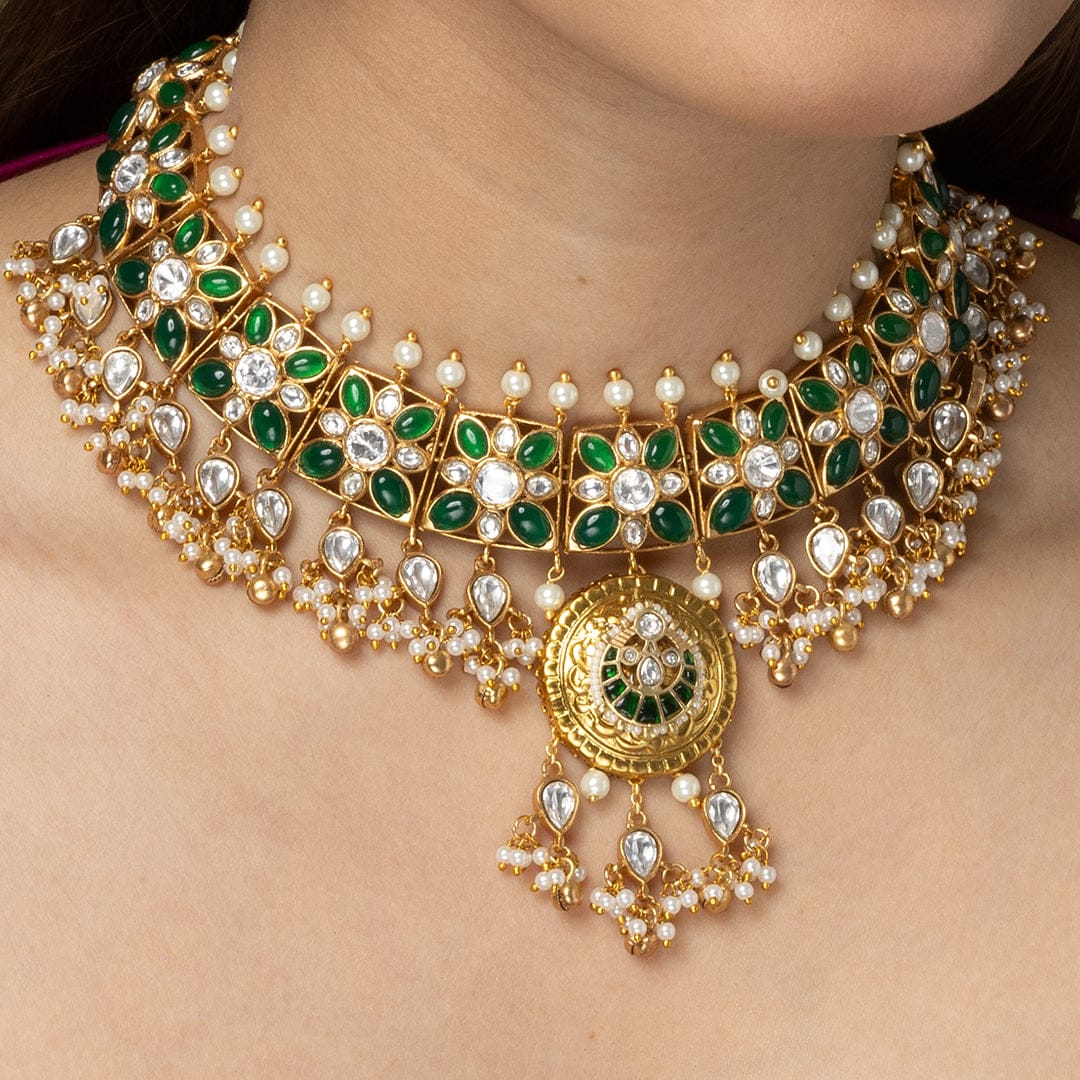 Green stone Kundan Necklace Set with Pearl Drops - Image 2