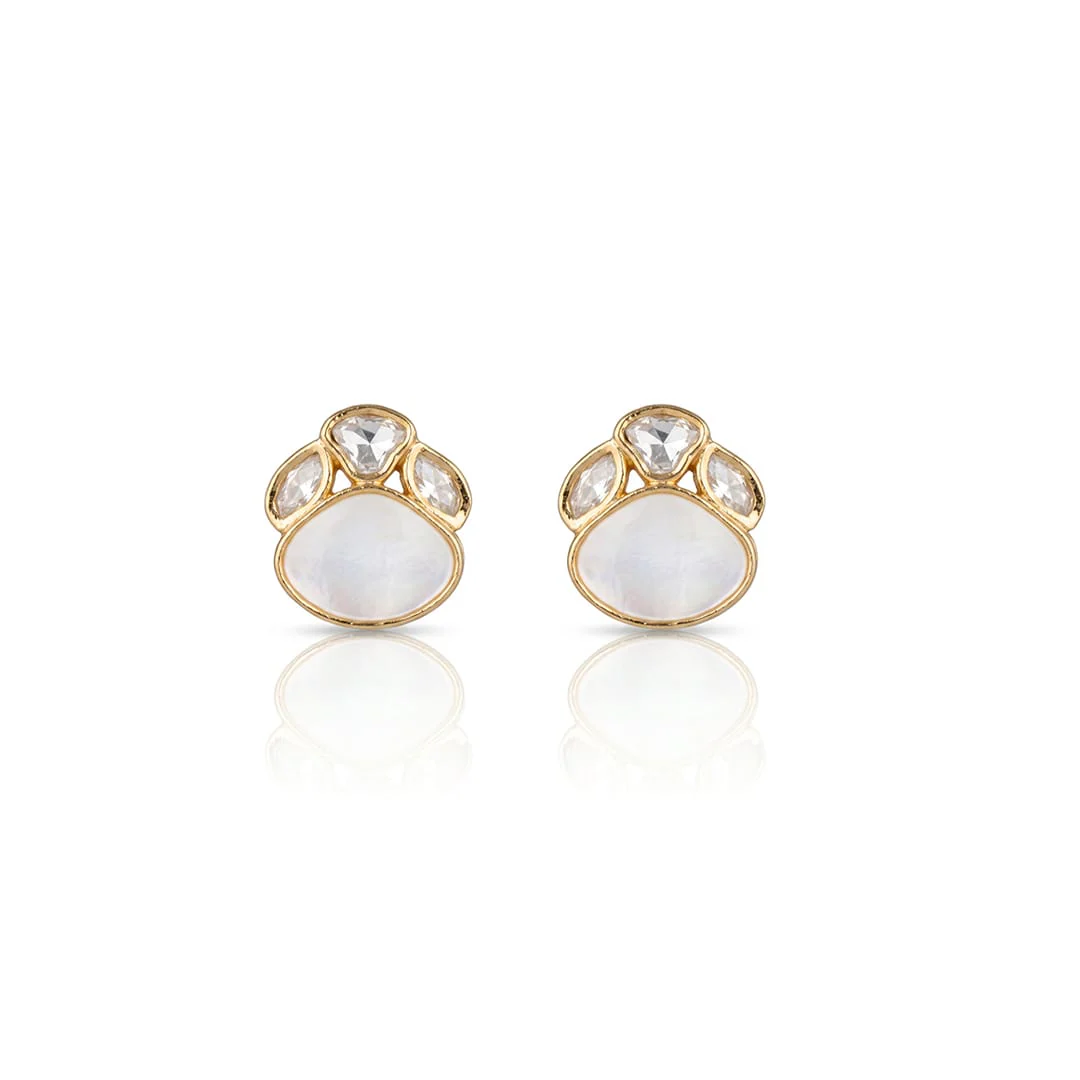 Lavika Stud Earrings - Image 3
