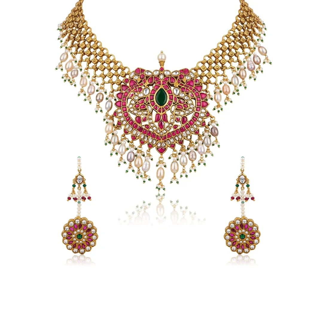 Majestic Heartfall Necklace Set