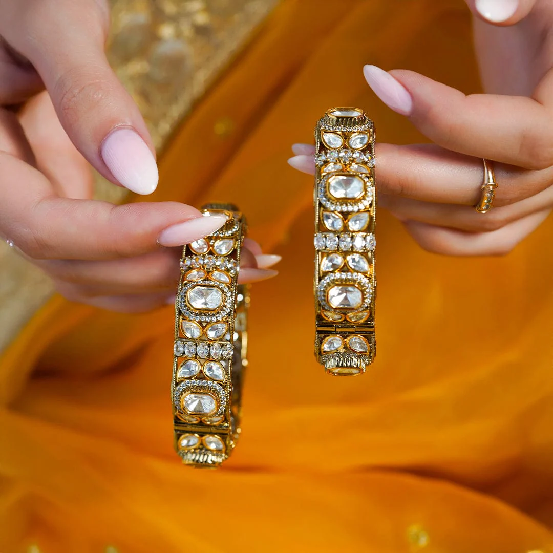 Mehrunisa Kundan Bangle - Image 3