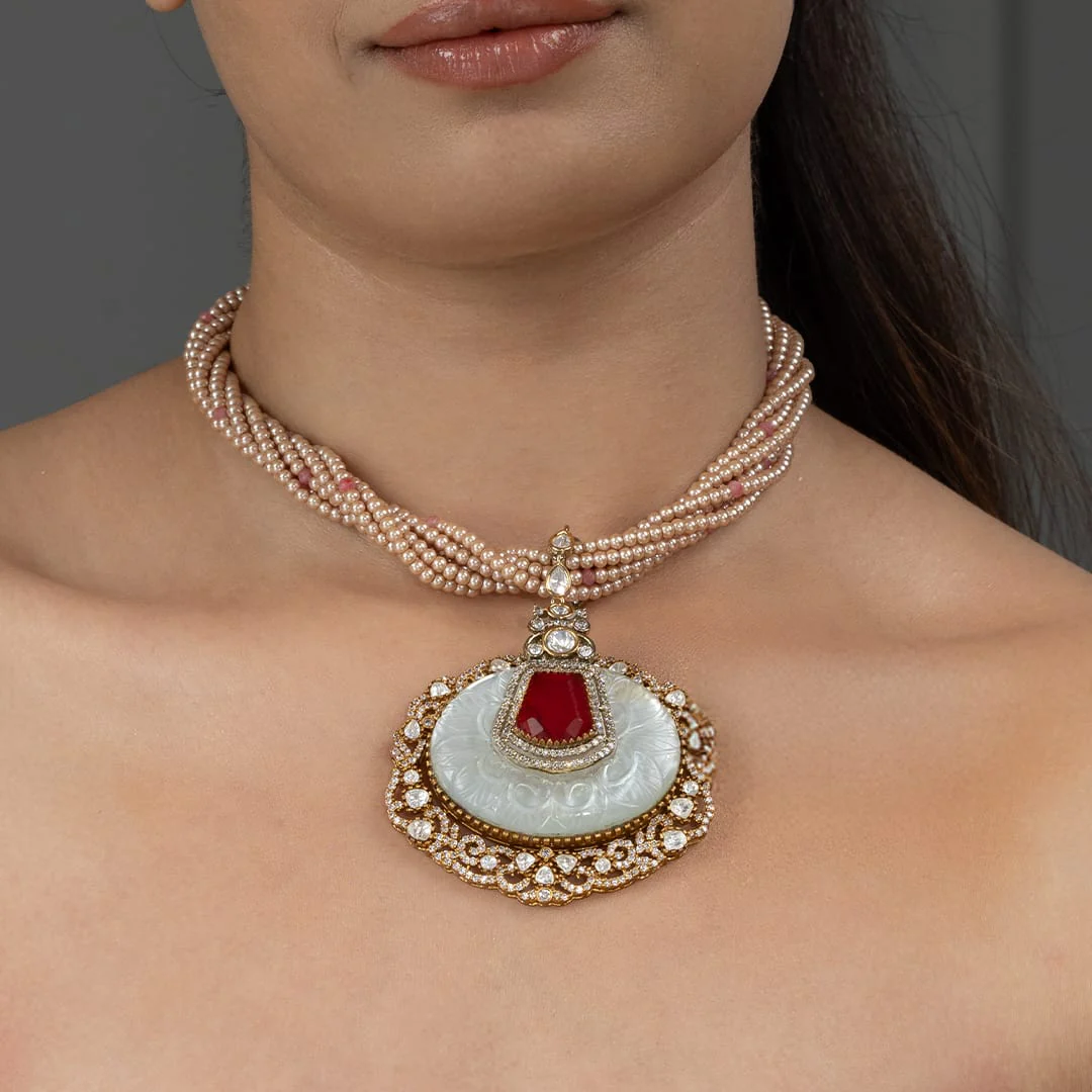 Naro Necklace