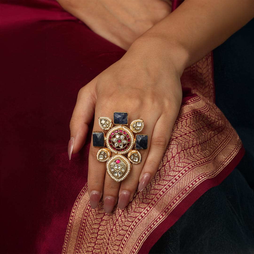 Navya Ring