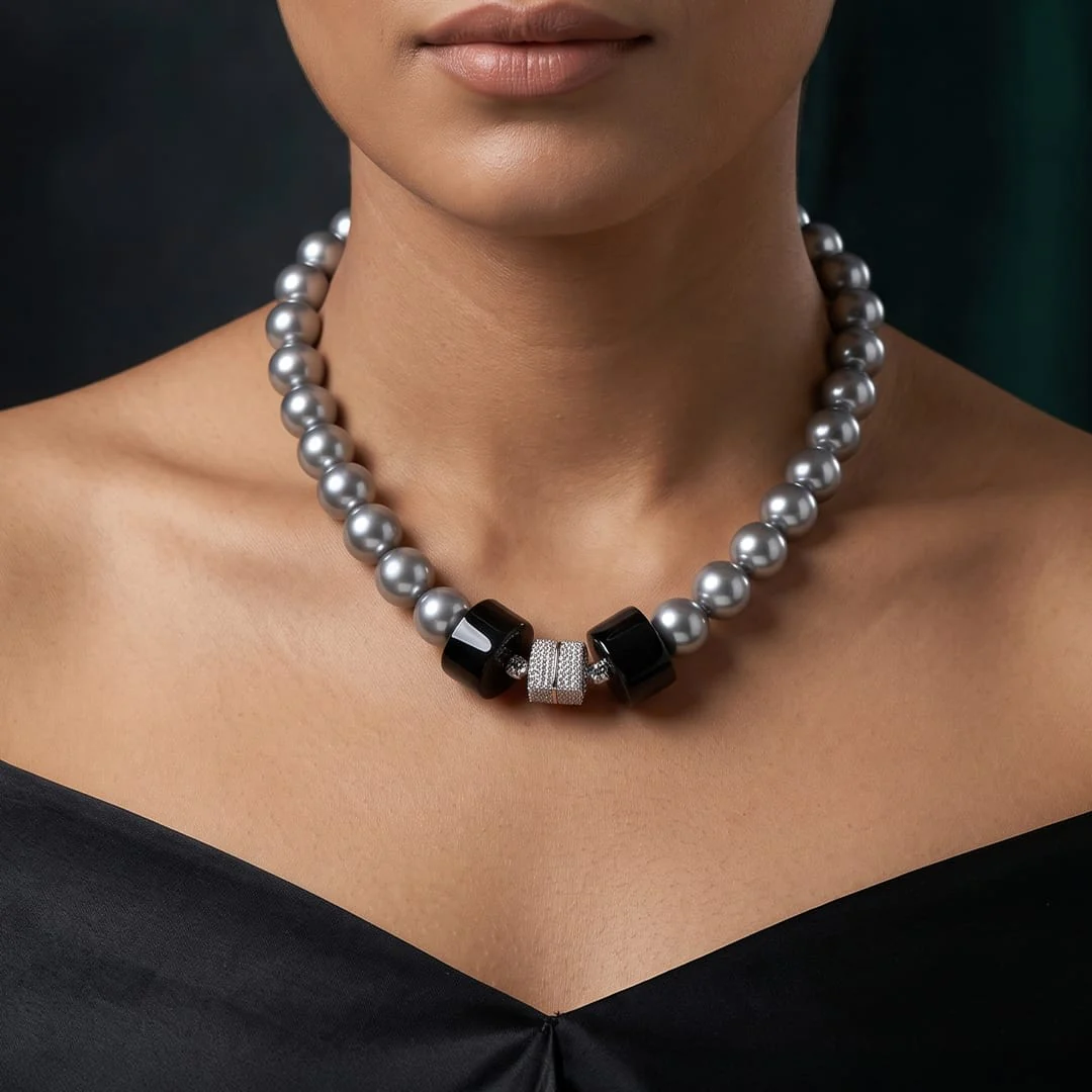 Nivara Necklace