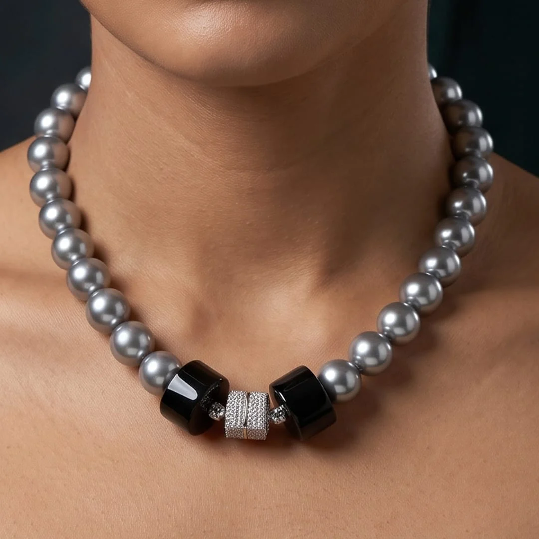 Nivara Necklace - Image 2