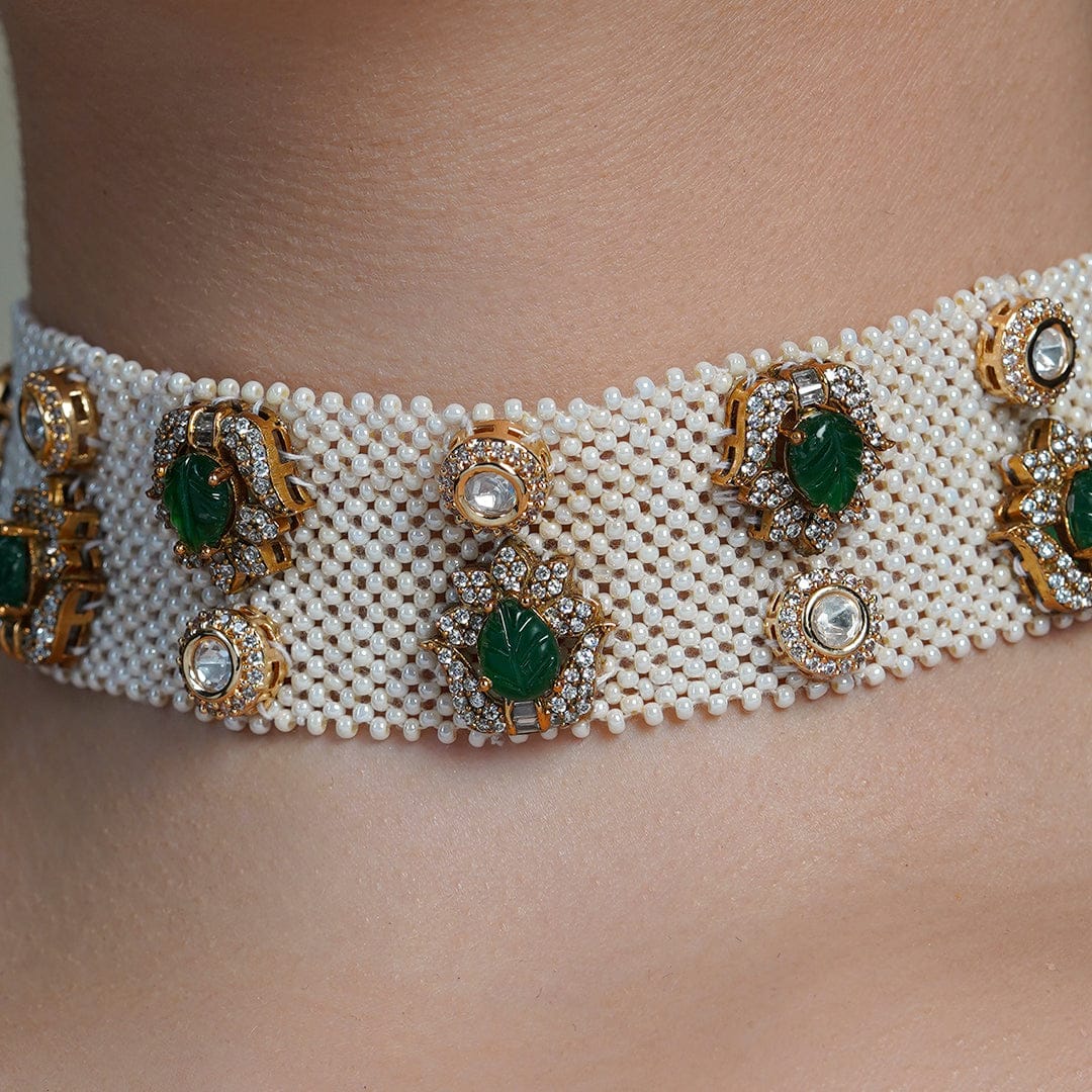 Pearl Emerald Bloom Choker - Image 2