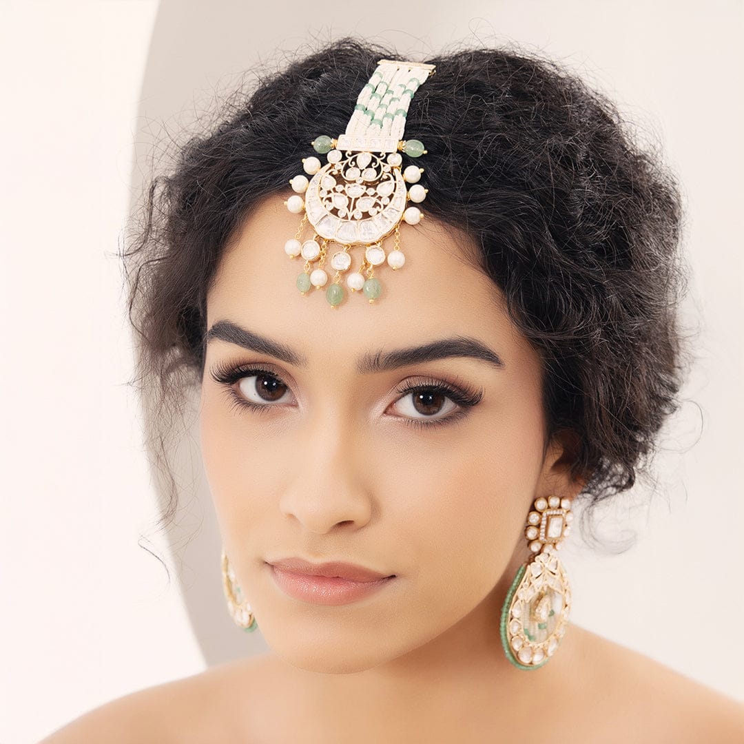 Polki-Pearl Radiant Maang Tikka - Image 3