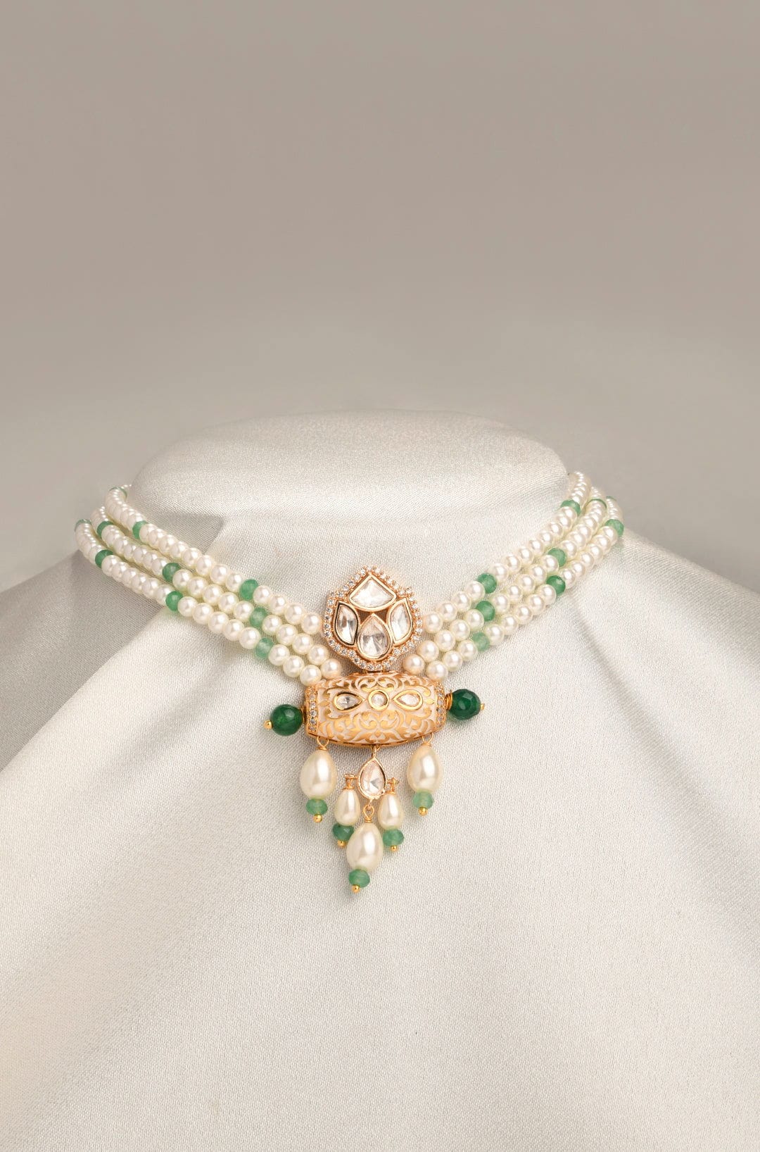 Pristine White Necklace - Image 3