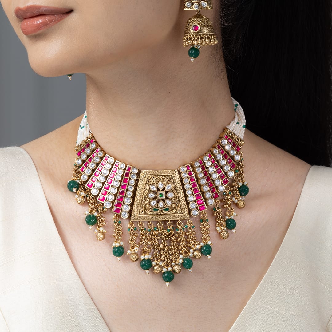 Revya Necklace Set