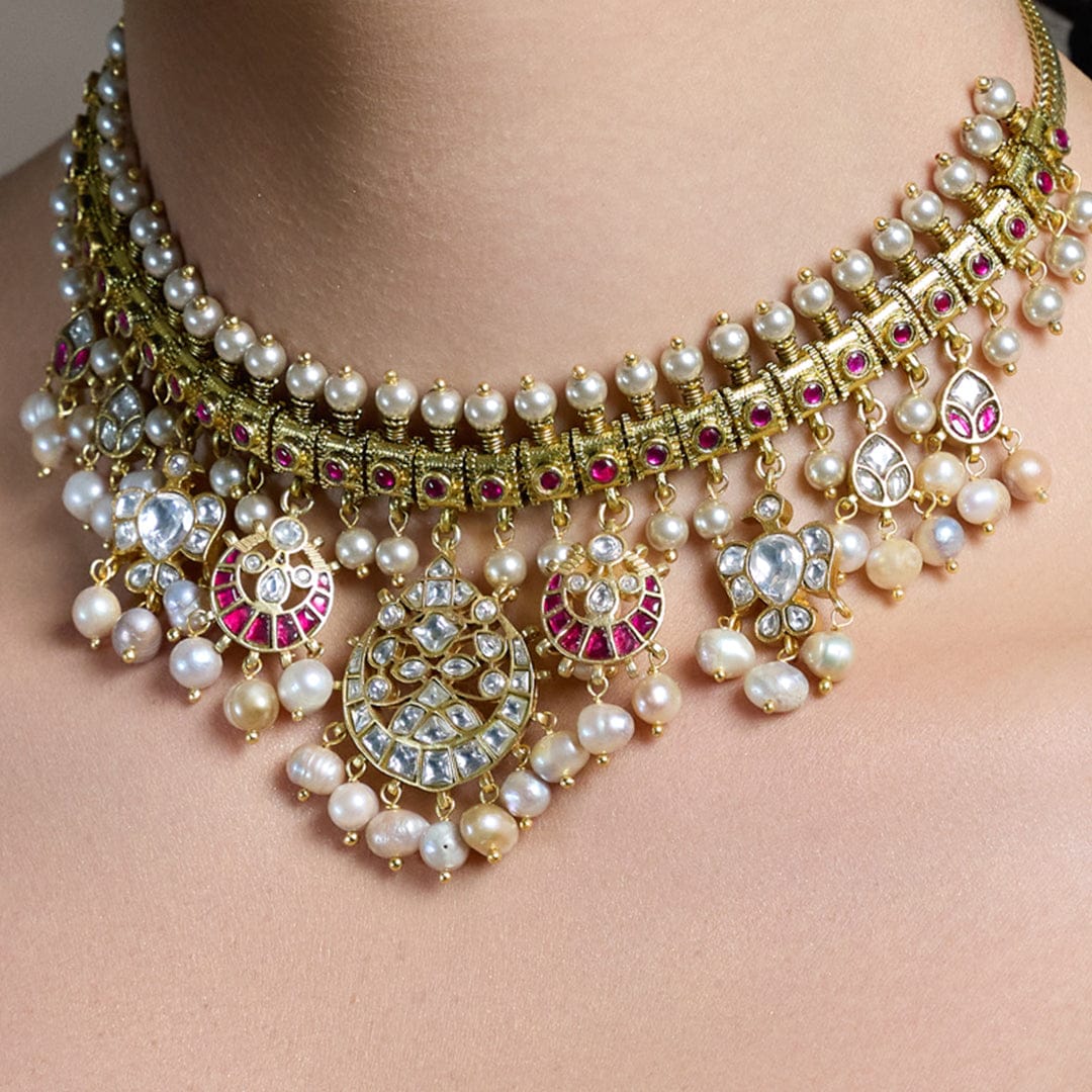 Royal Kundan Golden Necklace set - Image 3