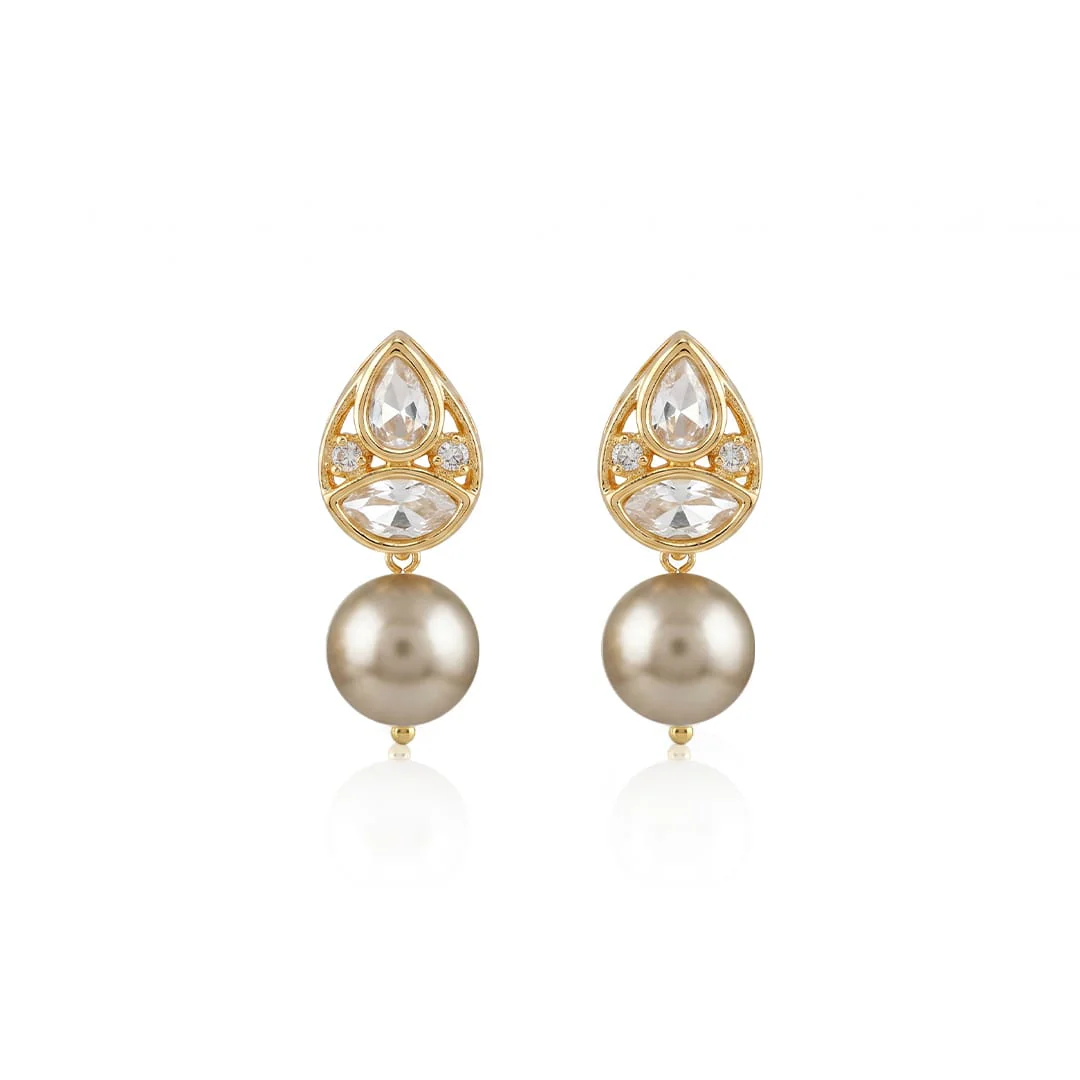 Saaya Drop Earrings - Image 3