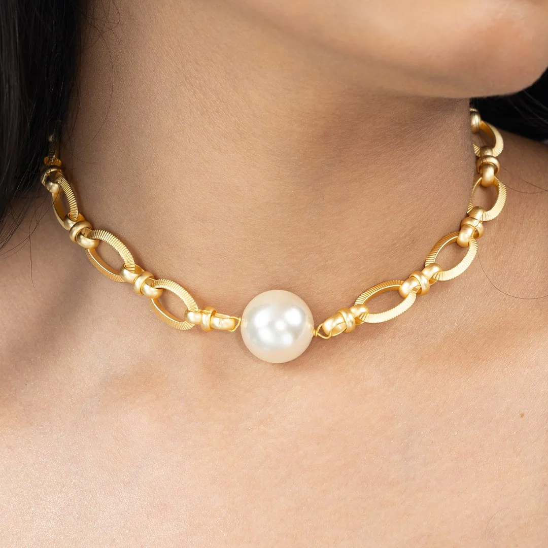 Samaya Pearl Necklace