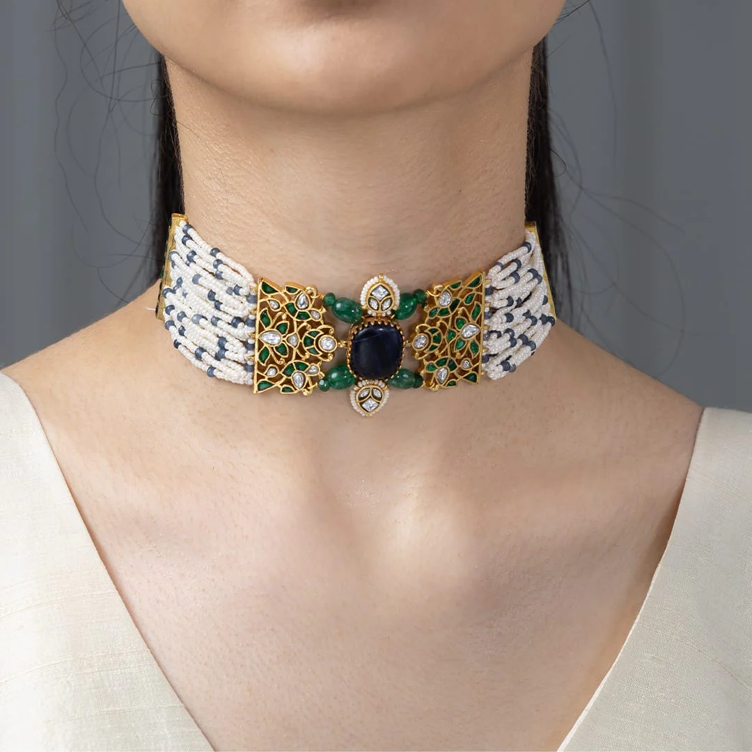 Sava Necklace