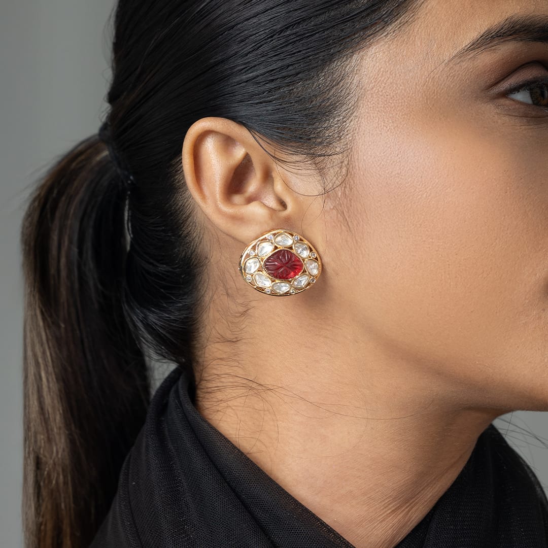 Tiyara Stud Earrings