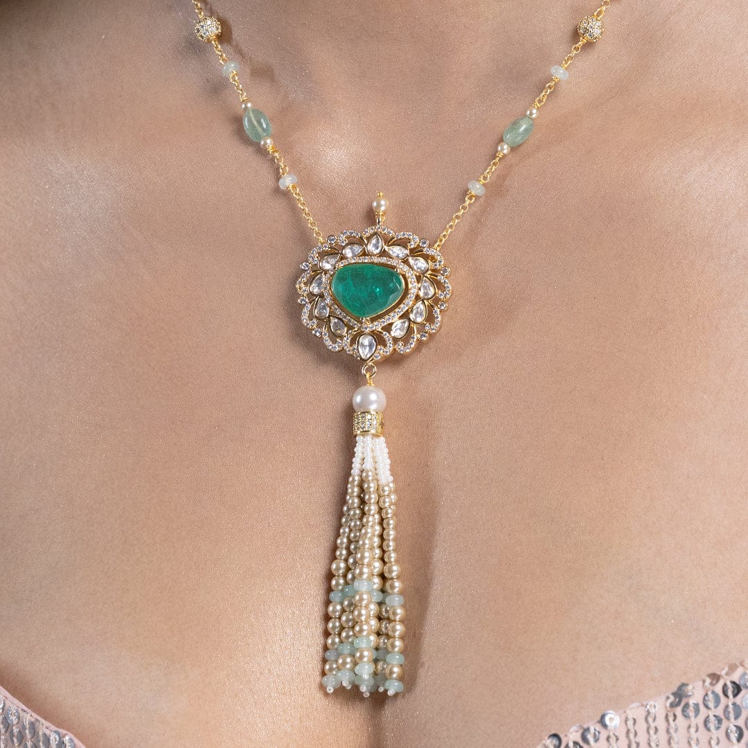 Urvi Necklace - Image 3