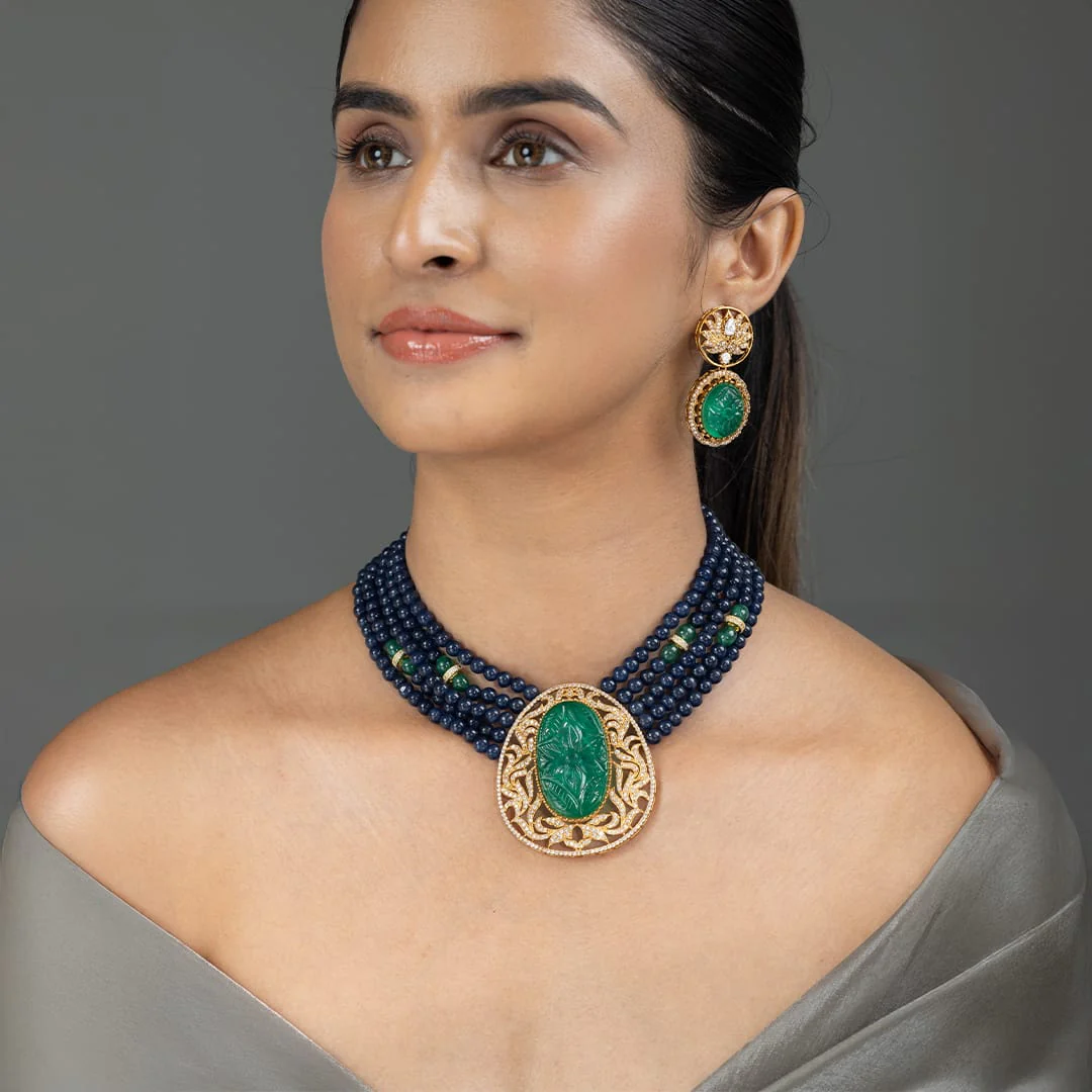 Vaara Necklace Set