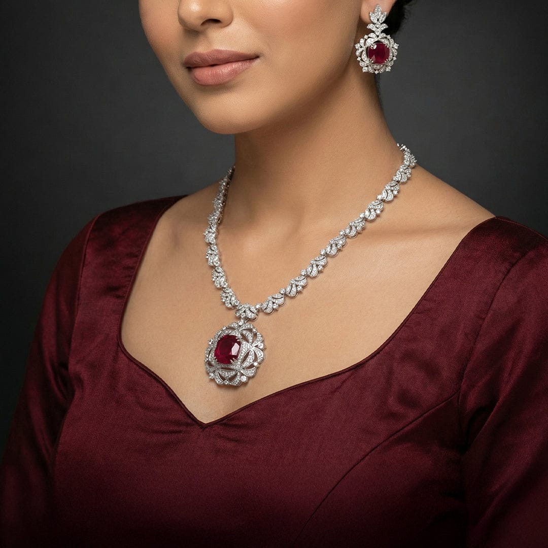 Valora Necklace Set - Image 3
