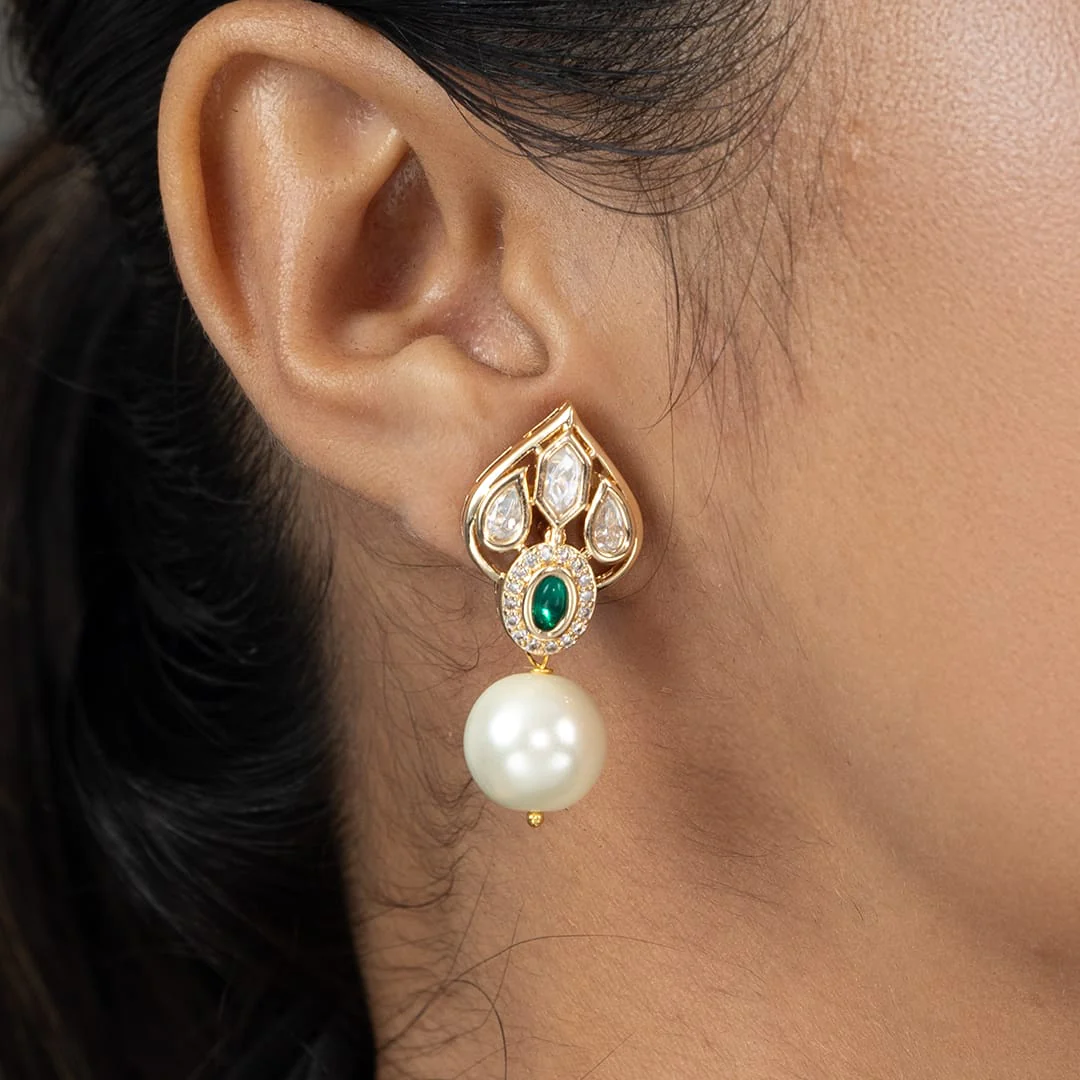 Vavya Drop Earrings