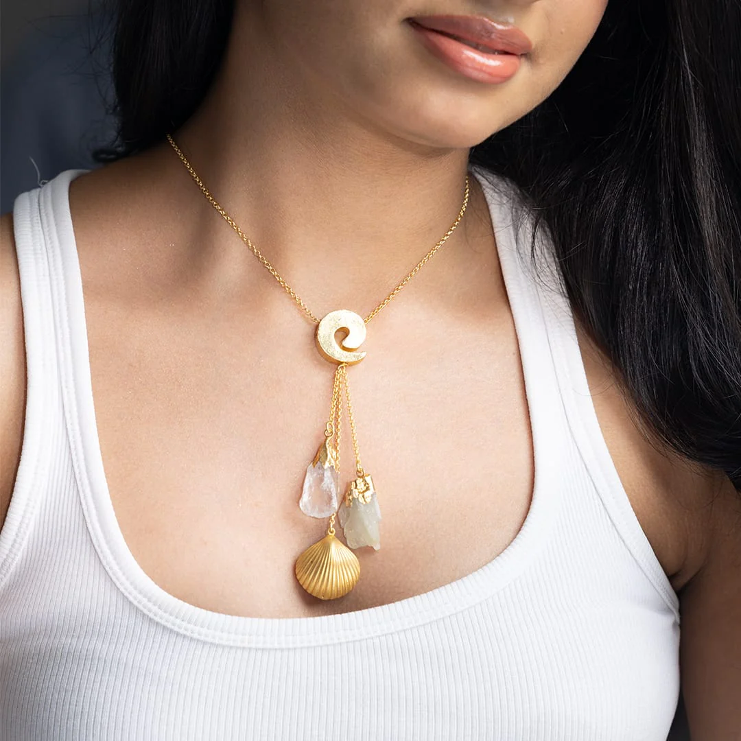 Veshna Long Necklace