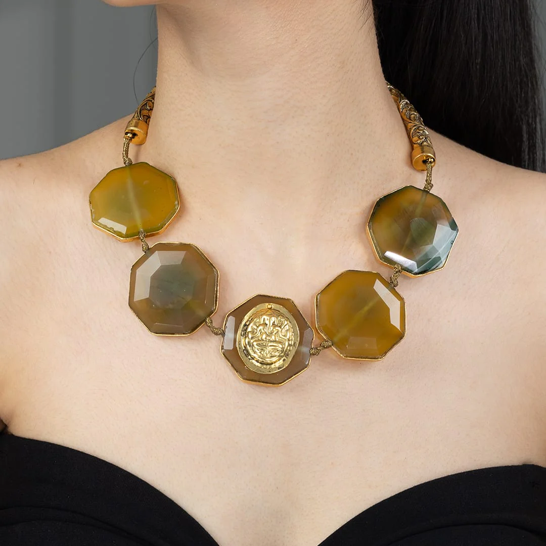 Veyrani Necklace