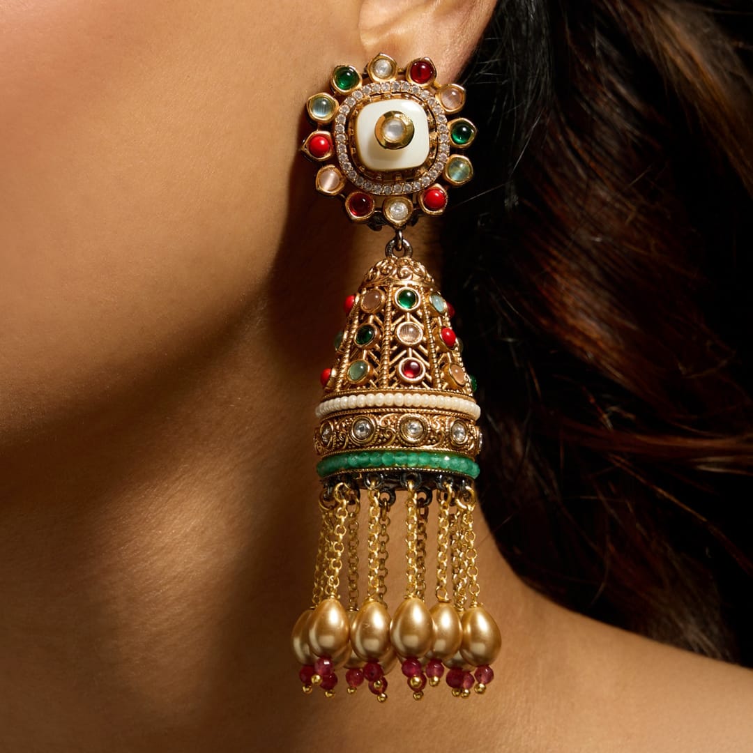 Vibrant Harmony Jhumka Earring - Image 3