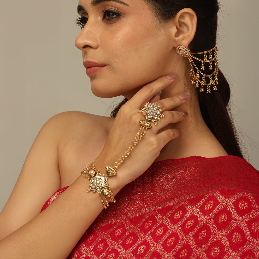 Vihana Haath Phool