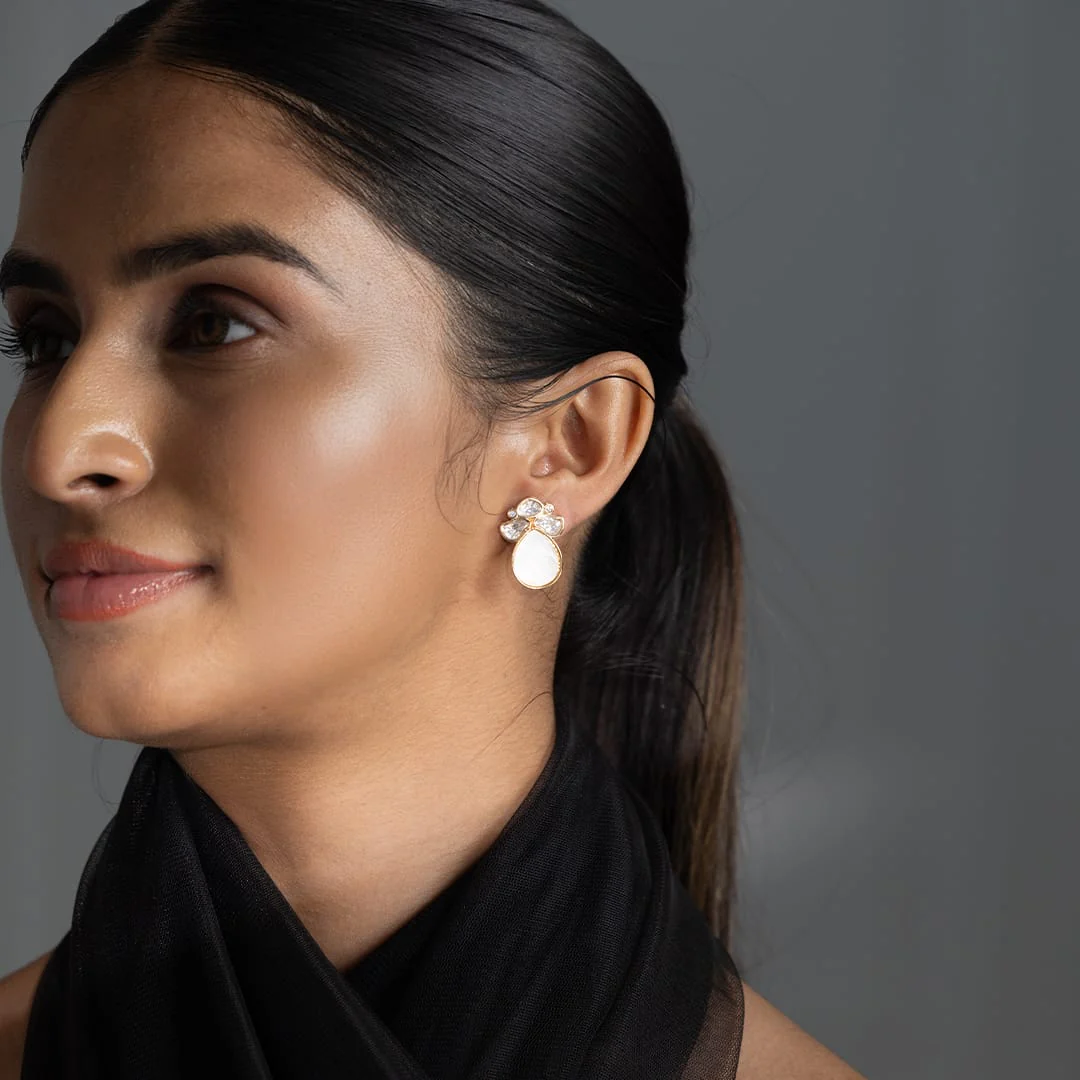 Vivya Stud Earrings - Image 2