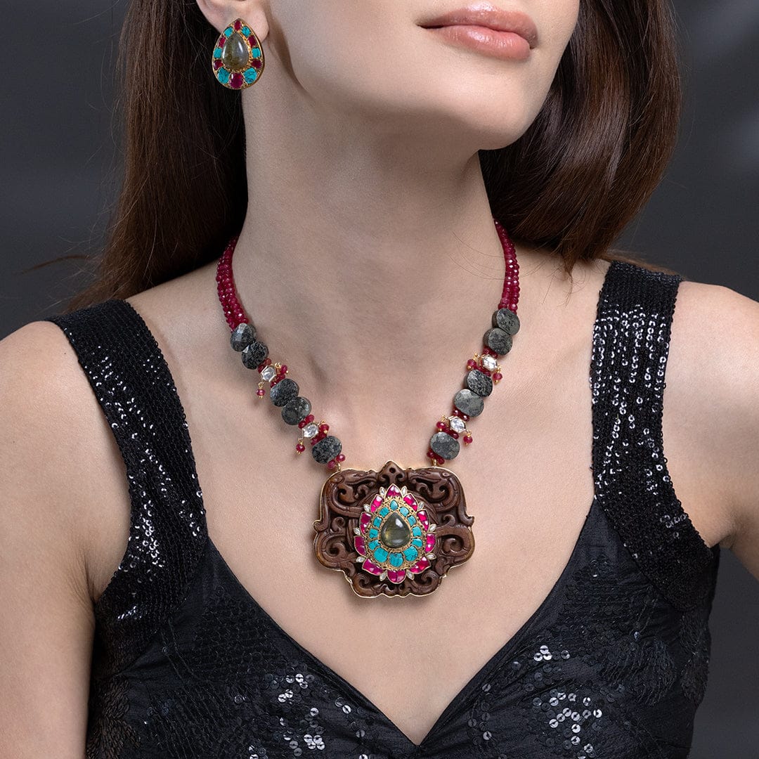 Yashvi Necklace Set