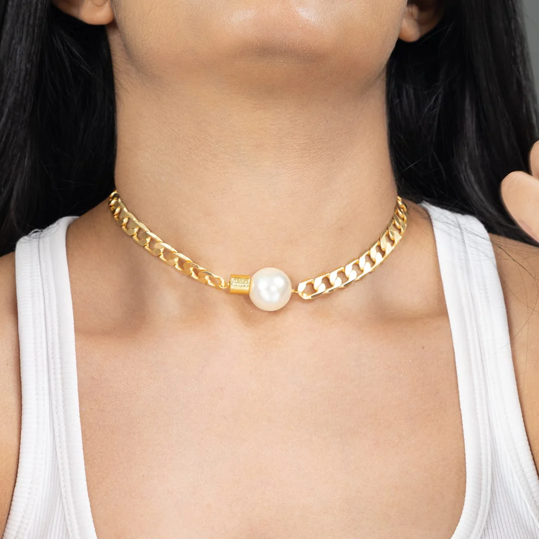 Zanika Pearl Necklace