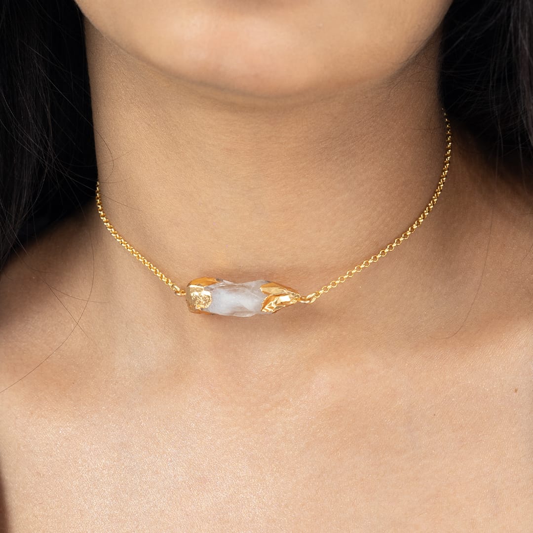 Zevika Long Necklace